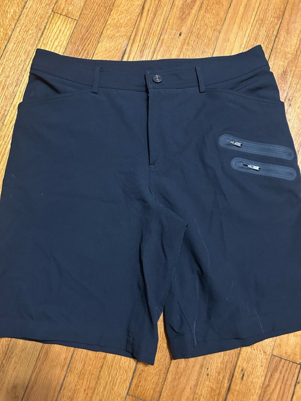 Lululemon Athletica Men's Black Commute Flat Front Golf Short Size 38 - Picture 2 of 9
